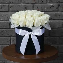 Цветочная композиция из Розы в шляпной коробке #REPLACE_PRED# Менделеево Пермский край